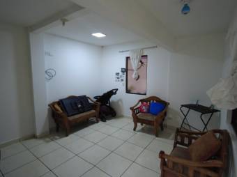 Se vende casa y 2 apartamentos en Santo Domingo Heredia 23-2209