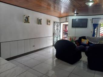 Se vende quinta de 1,720m2 en San Rafael Heredia 25-305