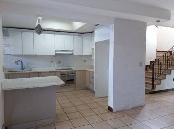 SAN JOSE SANTA ANA CONDOMINIO TERRASOL RENTO CASA $1.250