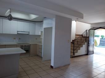 SAN JOSE SANTA ANA CONDOMINIO TERRASOL RENTO CASA $1.250