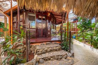 Hotel AIRBNB exitoso en venta ubicado en Surfside Potrero