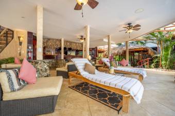 Hotel AIRBNB exitoso en venta ubicado en Surfside Potrero