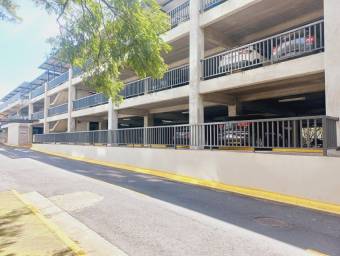 Venta de Apartamento en Ulloa, Heredia. RAH 25-716