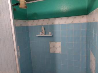 Se vende espaciosa casa con patio en San Pablo Barva A23-253