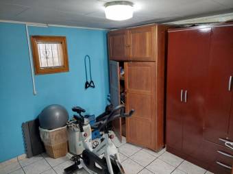 Se vende espaciosa casa con patio en San Pablo Barva A23-253