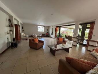 Venta de Casa en Garita, Alajuela. RAH 25-91