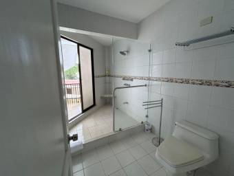 Venta de Casa en Garita, Alajuela. RAH 25-91