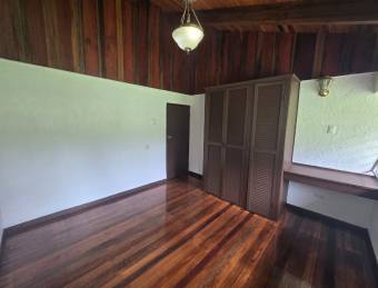 VENTA DE CASA EN RESIDENCIAL EL TIROL, SAN RAFAEL DE HEREDIA