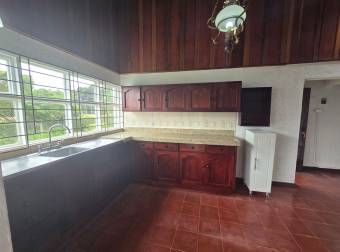 VENTA DE CASA EN RESIDENCIAL EL TIROL, SAN RAFAEL DE HEREDIA