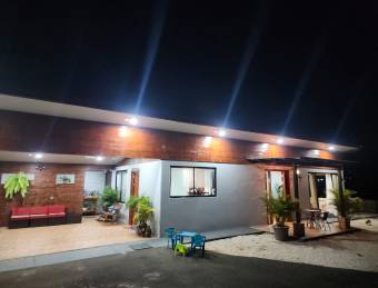 Se Vende Casa en Sarchí Norte, Alajuela