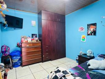 Venta de Casa en Hospital, San José. RAH 25-765 NEGOCIABLE