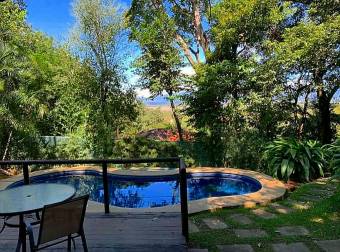 Lovely 1900-ft2 House, Gated Hacienda Los Maderos, Brasil de Mora, Santa Ana