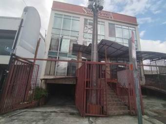 Se vende edificio en Goicoechea San José A24-657