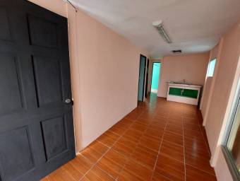 Venta de Propiedad con Casa  3 Aptos en Vasquéz de Coronado, San José. RAH 25-781