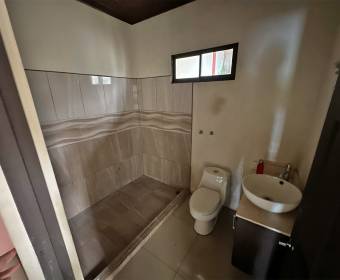 Casa a la venta en condominio Agua Clara en Desamparados, Alajuela. 