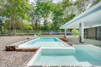 Villa with Pool and Jacuzzi Near Tamarindo Perfect Investment in Costa Rica