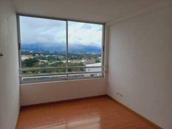 Venta de Apartamento en Ulloa, Heredia. RAH 25-806