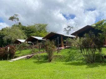 Se vende amplio hotel con 9 hectáreas de lote en San Ramón Alajuela 24-671, $ 7,278,000, 22, Alajuela, San Ramón