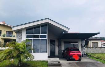 Venta de Casa en La Guácima, Alajuela. RAH 25-816