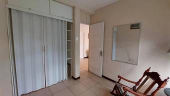 Venta de Casa  APTO en Catedral, San José. RAH 25-825