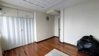 Venta de Casa  APTO en Catedral, San José. RAH 25-825