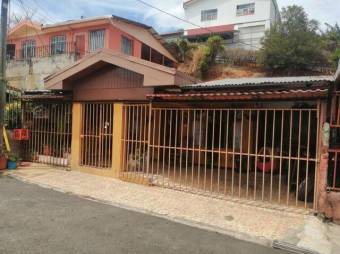 Se vende espaciosa casa en San Marcos San José 24-413