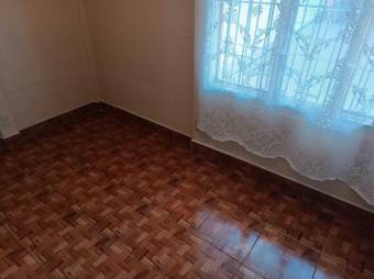 Se vende espaciosa casa con patio en San Miguel San José 24-917