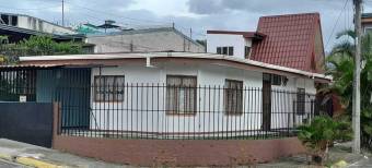 Se vende espaciosa casa con patio en San Miguel San José 24-917