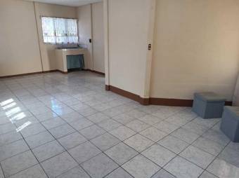 Se vende espaciosa casa con patio en San Miguel San José 24-917