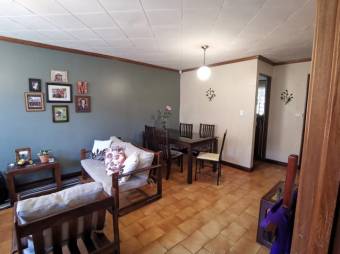 Se vende espaciosa casa en 