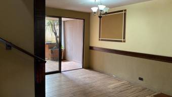 Se vende espaciosa casa en Curridabat San José 25-726