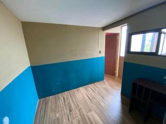 Se vende espaciosa casa en Curridabat San José 25-726