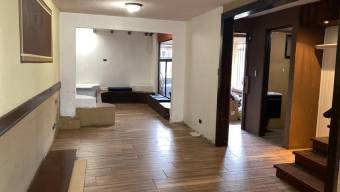 Se vende espaciosa casa en Curridabat San José 25-726