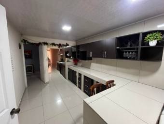 Venta de Casa en San Antonio, Alajuela. RAH 25-862