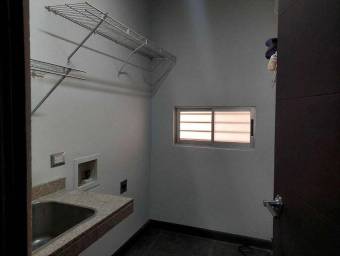 Venta de Casa en Pozos de Santa Ana. RAH 25-854