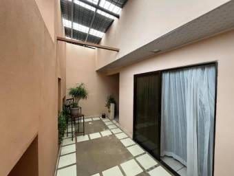 Venta de Casa en San Antonio, Alajuela. RAH 25-862