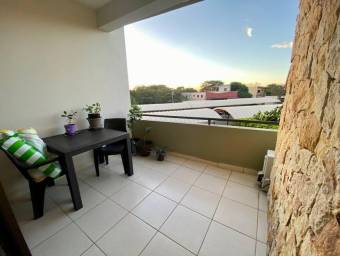 Venta de Apartamento en Santa Ana, San José.