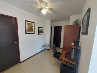 Venta de Casa en Pozos de Santa Ana. 