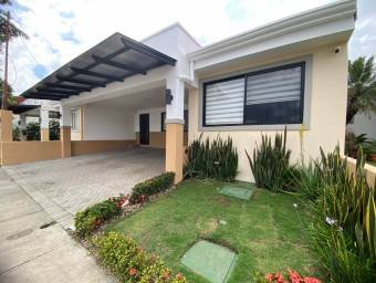 Venta de Casa en El Roble-San Antonio, Alajuela. RAH 25-879