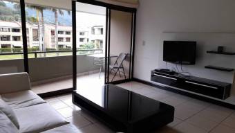 Se alquila moderno apartamento en Rio Oro Santa Ana 25-848