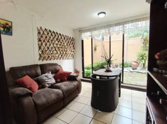 Se vende moderna casa en condominio de San Antonio San José 25-127