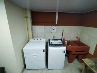 Se alquila apartamento en Nunciatura Rohrmoser 25-563