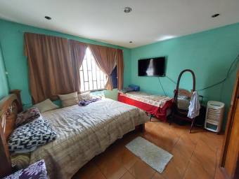 Venta de Casa en Catedral, San José. RAH 25-872