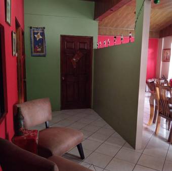 Venta de Casa en Arenilla, Cartago. RAH 25-885