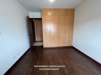 Trejos Montealegre Escazu apartamento alquiler 196 mts.