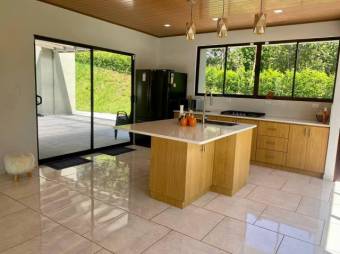 MLS-25-214 LS VENTA CASA OROTINA ALAJUELA 