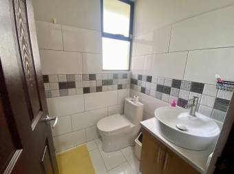 MLS-25-214  VENTA HERMOSA CASA OROTINA ALAJUELA 