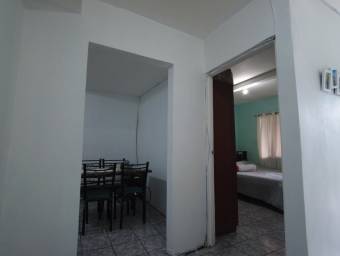 Se venden casa y 2 apartamentos en Santo Domingo de Heredia 23-2209