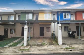 Se vende casa de 2 plantas en condominio de San Pablo Heredia 26-649