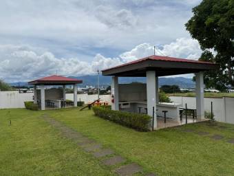 Se vende casa de 2 plantas en condominio de San Pablo Heredia 26-649